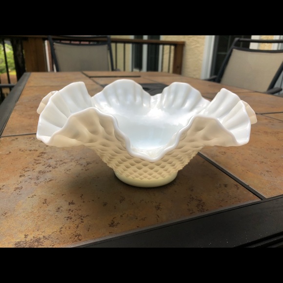 Fenton Milk Glass Hobnail Ruffle Edge Bowl - Picture 4 of 4
